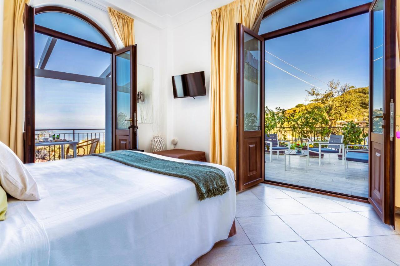 Hotel Terrazza Iride Massa Lubrense Esterno foto