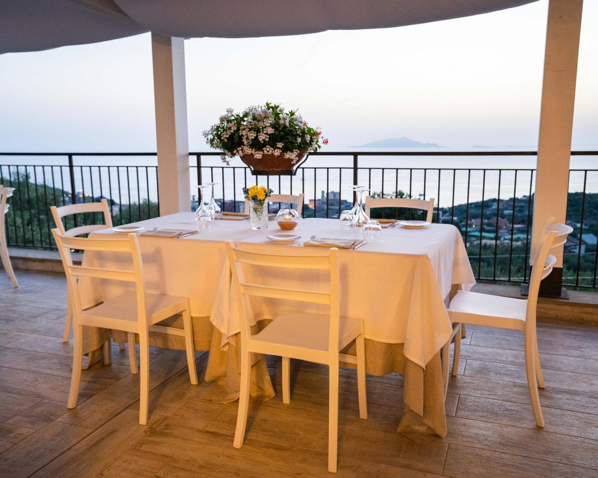 Hotel Terrazza Iride Massa Lubrense Esterno foto